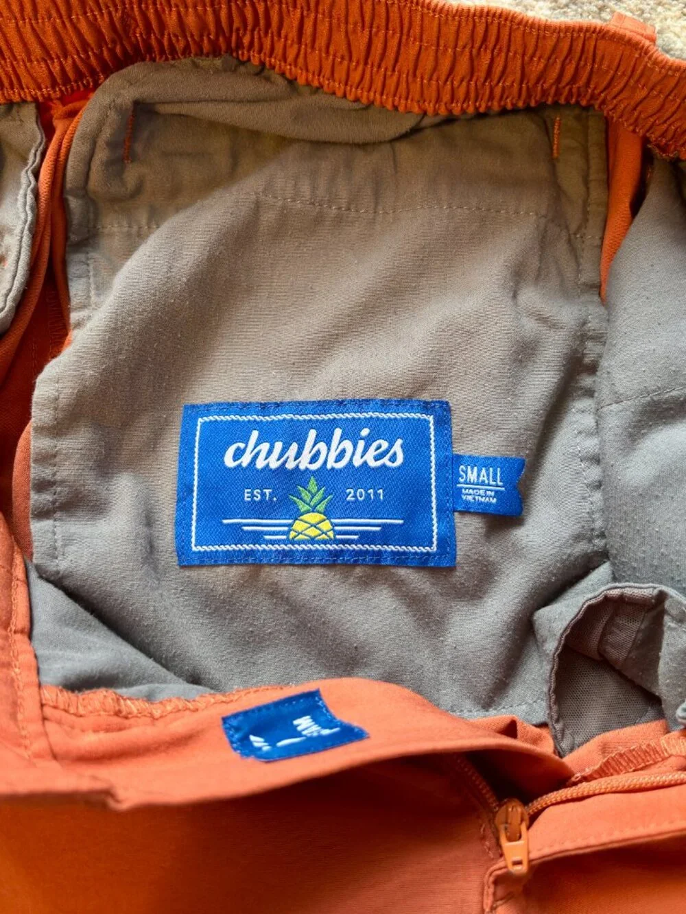 Men's Orange Chubbies Athletic Shorts Sized Small 6